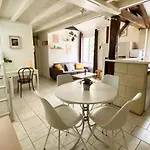 Apartman Descartes - Au Pied Basilique Saint Martin Tours