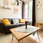 Descartes - Au Pied Basilique Saint Martin Appartement *